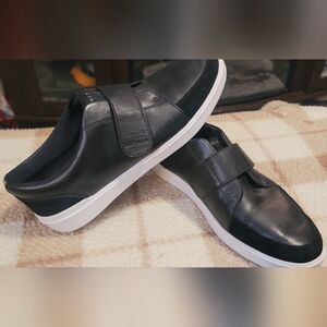 COLE HAAN Grand Crosscourt Monk-Strap Leather Sneakers Black 10B